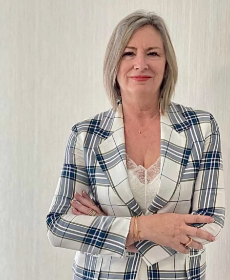 Esther Rodríguez, agente de seguros Adeslas en Granada